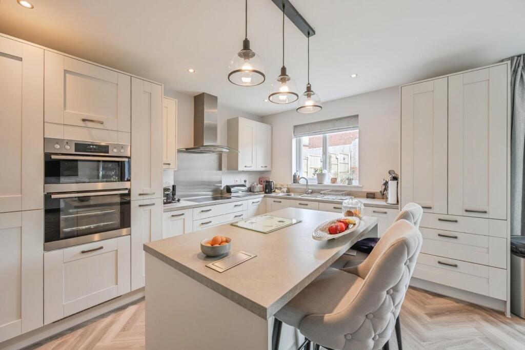 Additional image 6 of Rangemoor Crescent, Amington, Tamworth