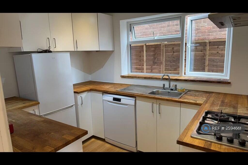 Additional image 3 of Grange Farm Drive, Birmingham, B38