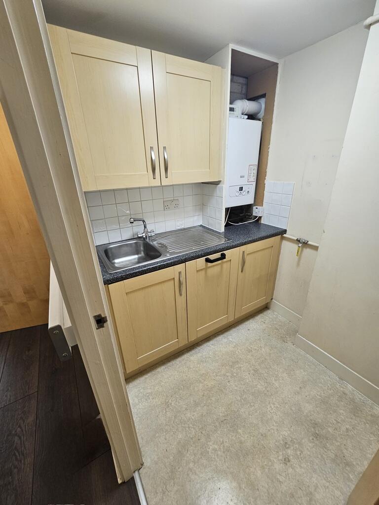 Additional image 7 of Unit 15-16, Aston Fields Industrial Estate, Aston Road, Bromsgrove, Worcestershire, B60