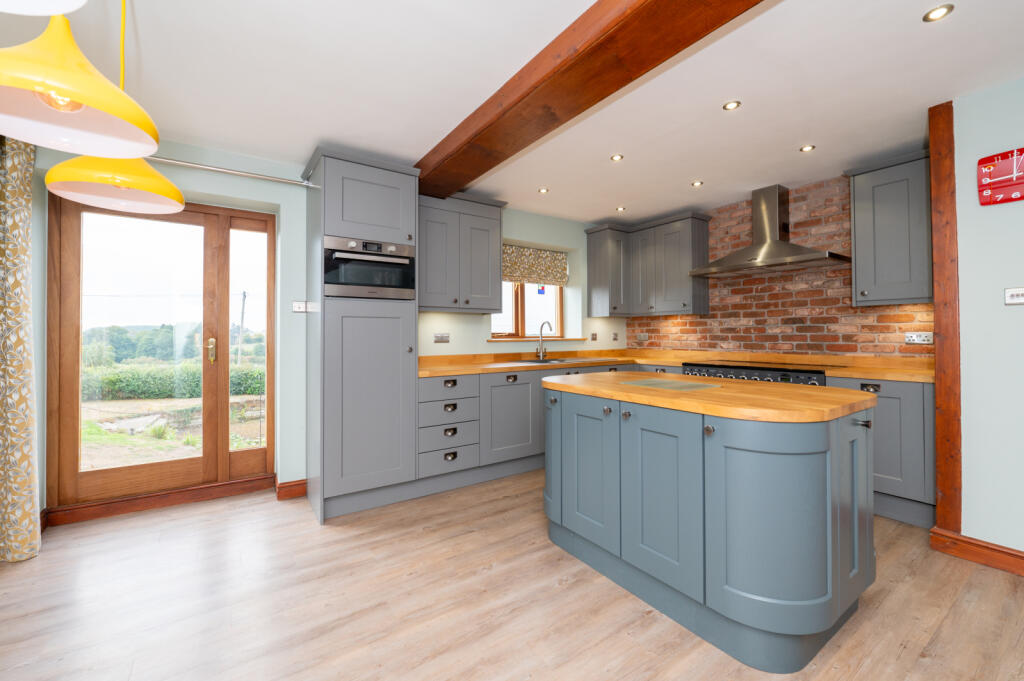 Additional image 5 of Stoke Pound, Bromsgrove, Worcestershire