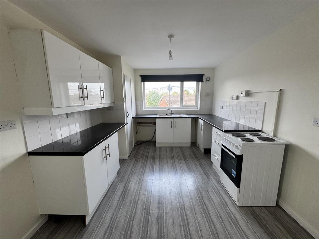 Additional image 4 of Parkfield Road, Coleshill