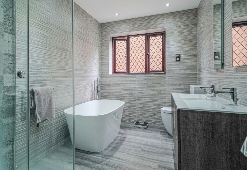 Additional image 21 of Houndsfield Lane, Wythall