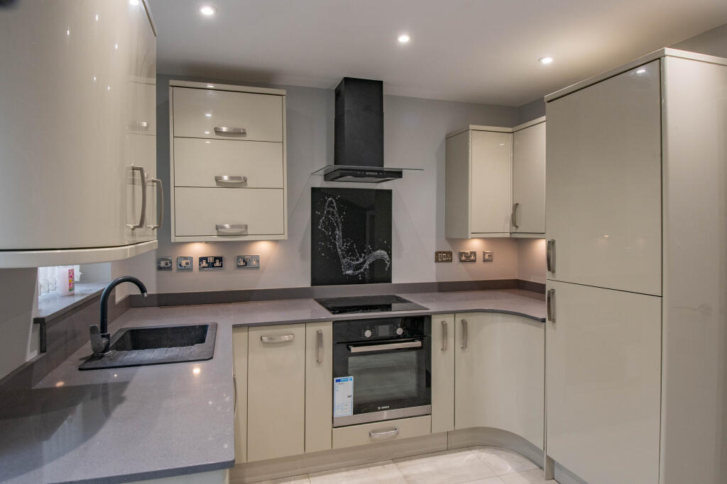 Additional image 5 of Stratford Road, Bromsgrove, Worcestershire, B60