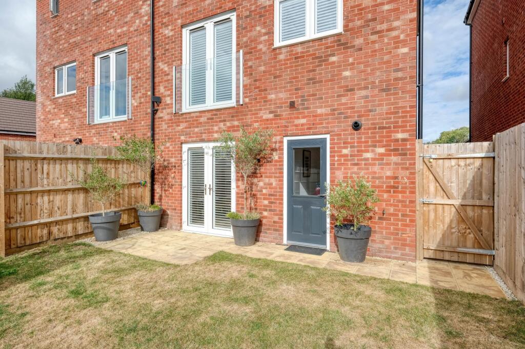 Additional image 31 of Groveley Lane, Cofton Hackett, B45