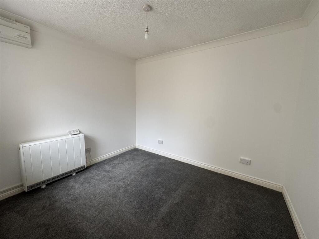 Additional image 7 of Spinners End Drive, Cradley Heath, West Midlands
