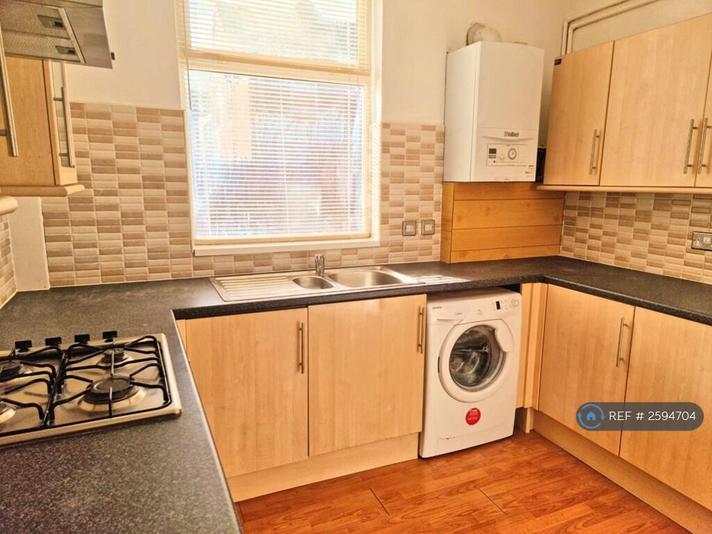 Additional image 27 of Vicarage Road, Smethwick, B67