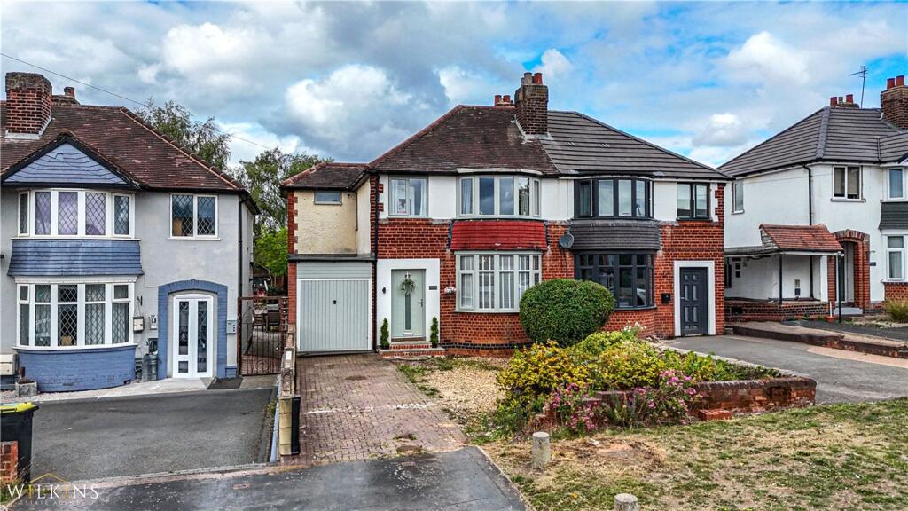 Tamworth Road, Two Gates, Tamworth, Staffordshire, B77