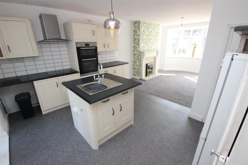 Additional image 2 of Aston Road, Tividale, Oldbury