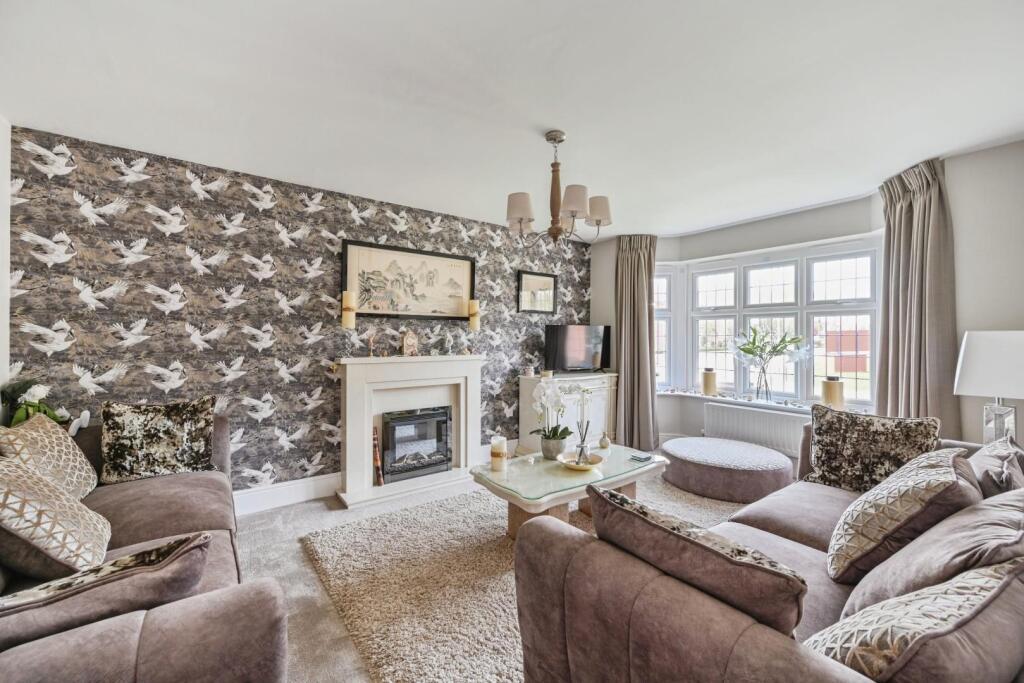 Additional image 4 of Rangemoor Crescent, Amington, Tamworth