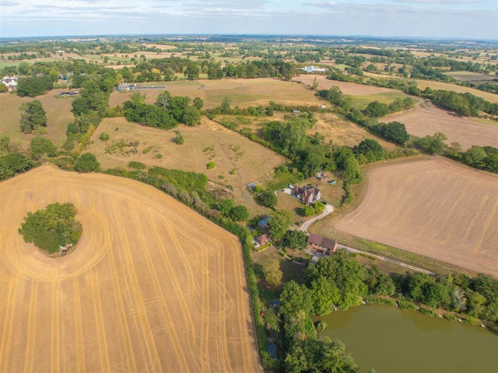 Additional image 37 of Common Lane, Mappleborough Green