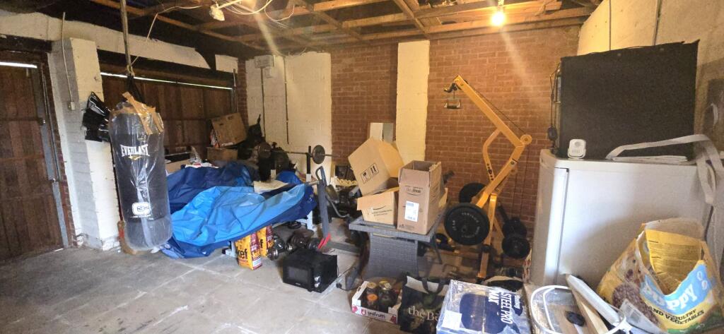 Additional image 18 of Shannon, Tamworth, B77