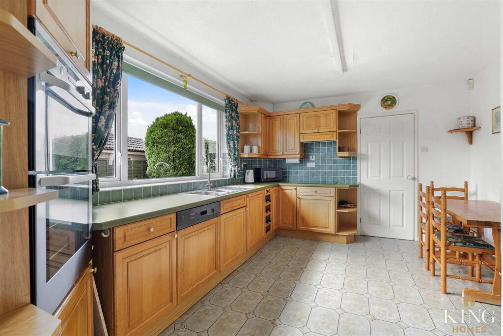 Additional image 8 of Orchard Way, Studley