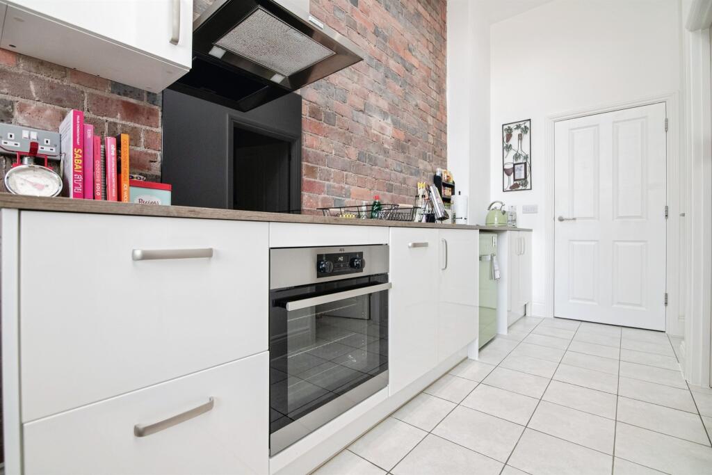 Additional image 6 of Crocketts Lane, Smethwick