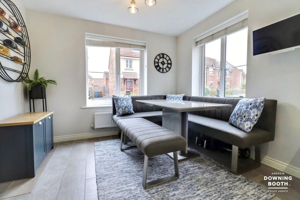 Additional image 10 of Carter Close, Tamworth, B79 8UE - Beautifully Presented Detached Home