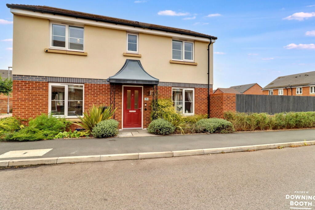 Additional image 28 of Carter Close, Tamworth, B79 8UE - Beautifully Presented Detached Home
