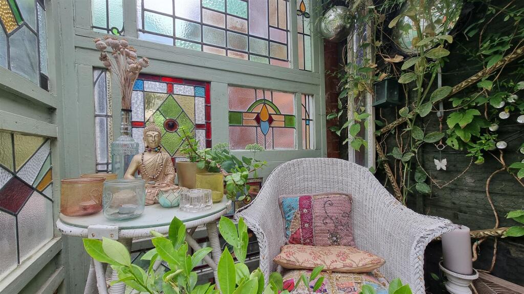 Additional image 12 of May Lane, Hollywood