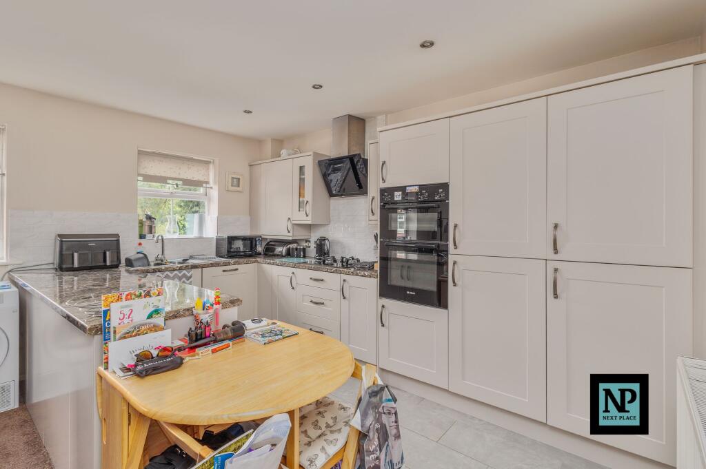 Additional image 6 of Paddock Close, Wilnecote, B77