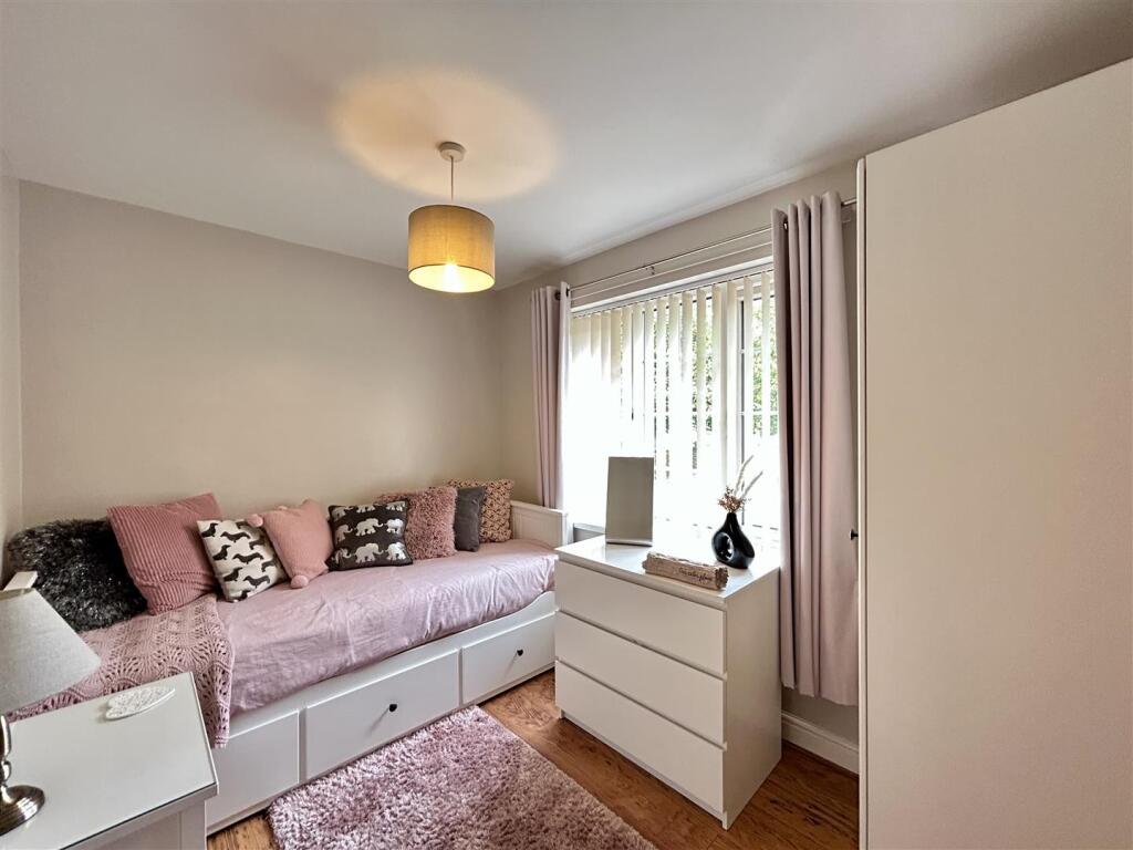 Additional image 22 of Ross, Rowley Regis