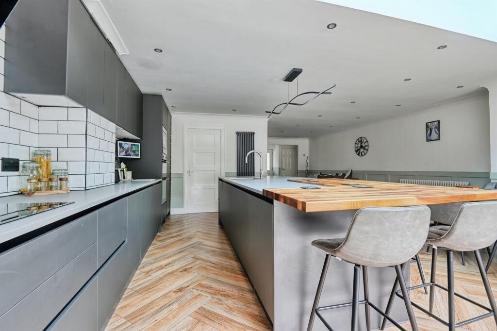 Additional image 9 of Cutshill Close, BIRMINGHAM