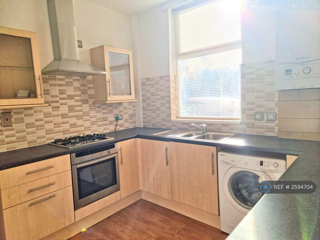 Additional image 28 of Vicarage Road, Smethwick, B67