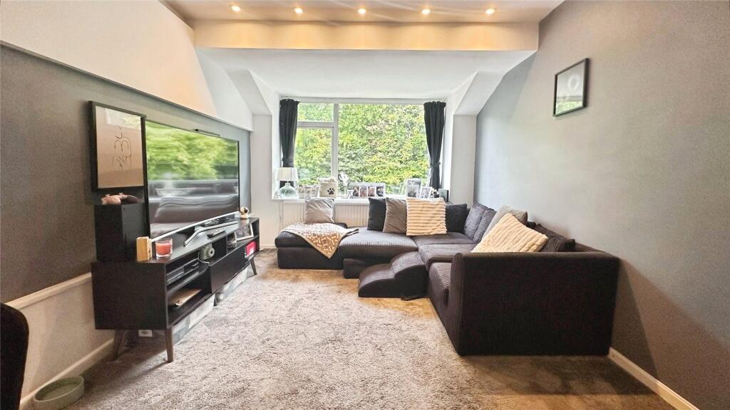 Additional image 3 of Stourbridge Road, Catshill, Bromsgrove