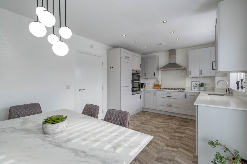 Additional image 15 of Groveley Lane, Cofton Hackett, B45