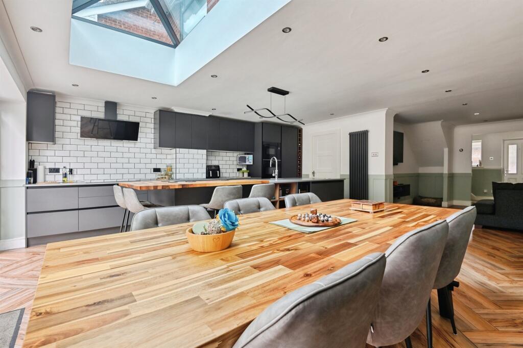 Additional image 7 of Cutshill Close, BIRMINGHAM