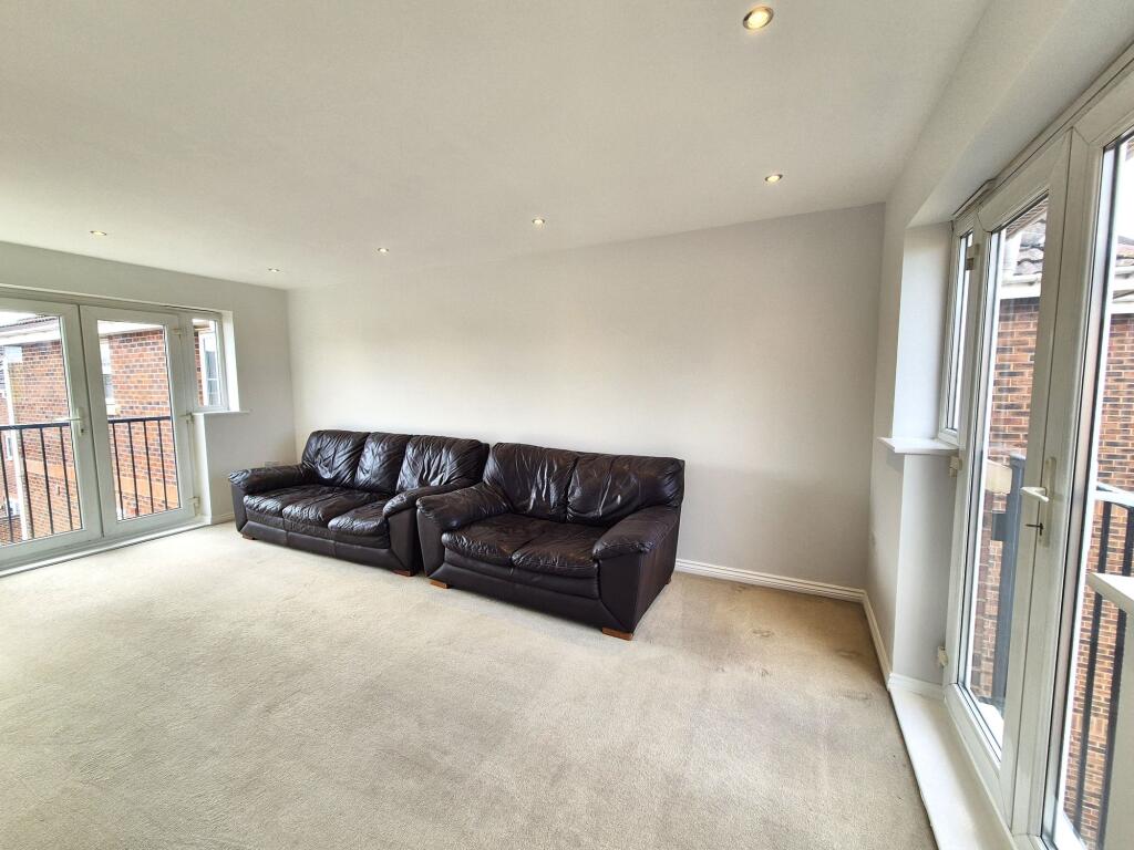 Additional image 5 of Tame Close, Wilnecote, B77
