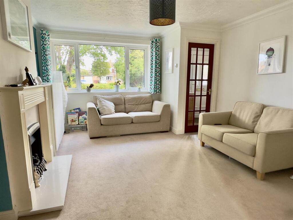 Additional image 4 of Fairwater Crescent, Alcester