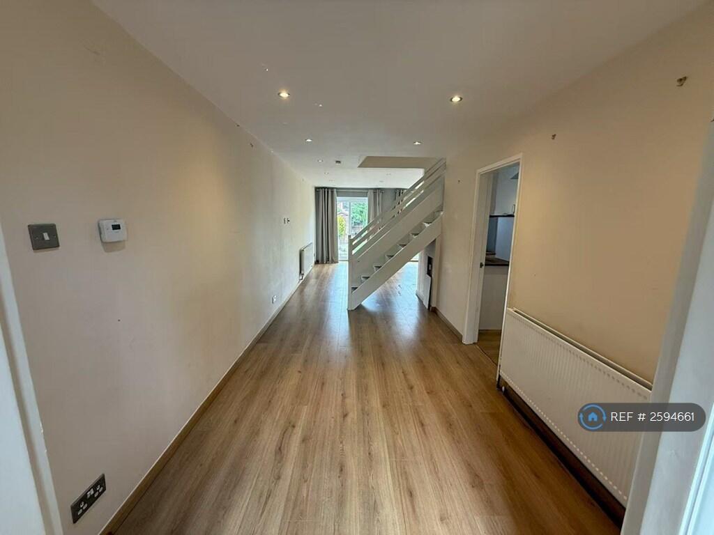 Additional image 10 of Grange Farm Drive, Birmingham, B38