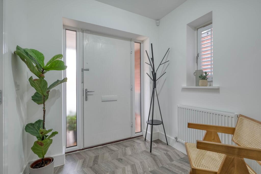 Additional image 7 of Groveley Lane, Cofton Hackett, B45