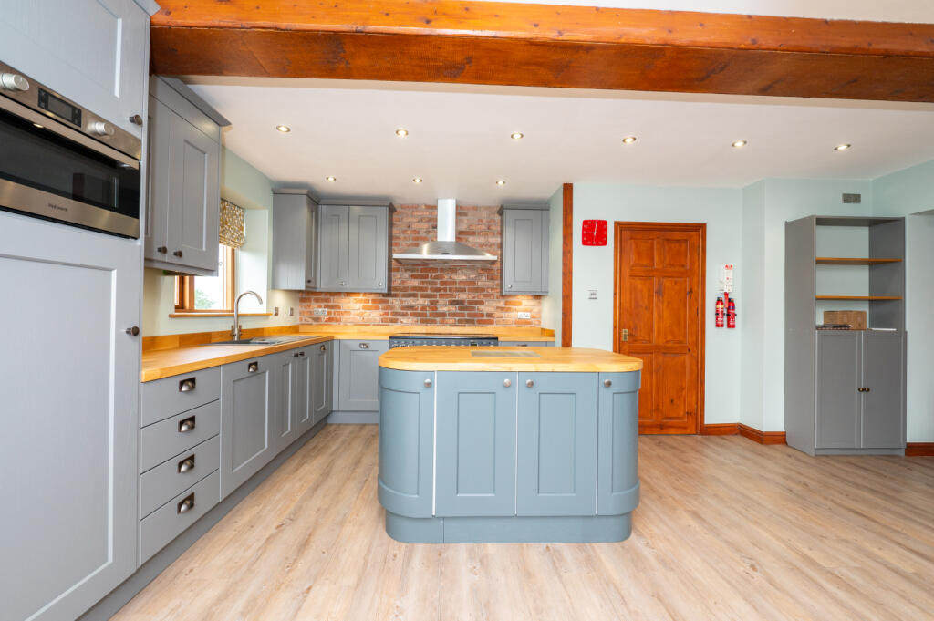 Additional image 4 of Stoke Pound, Bromsgrove, Worcestershire