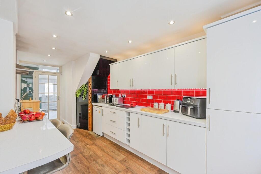 Additional image 6 of Woodlands Close, Dordon, Tamworth, Warwickshire