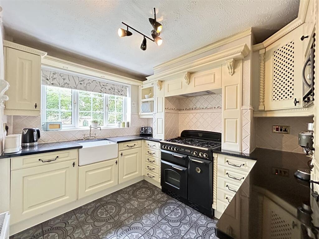 Additional image 8 of Ross, Rowley Regis