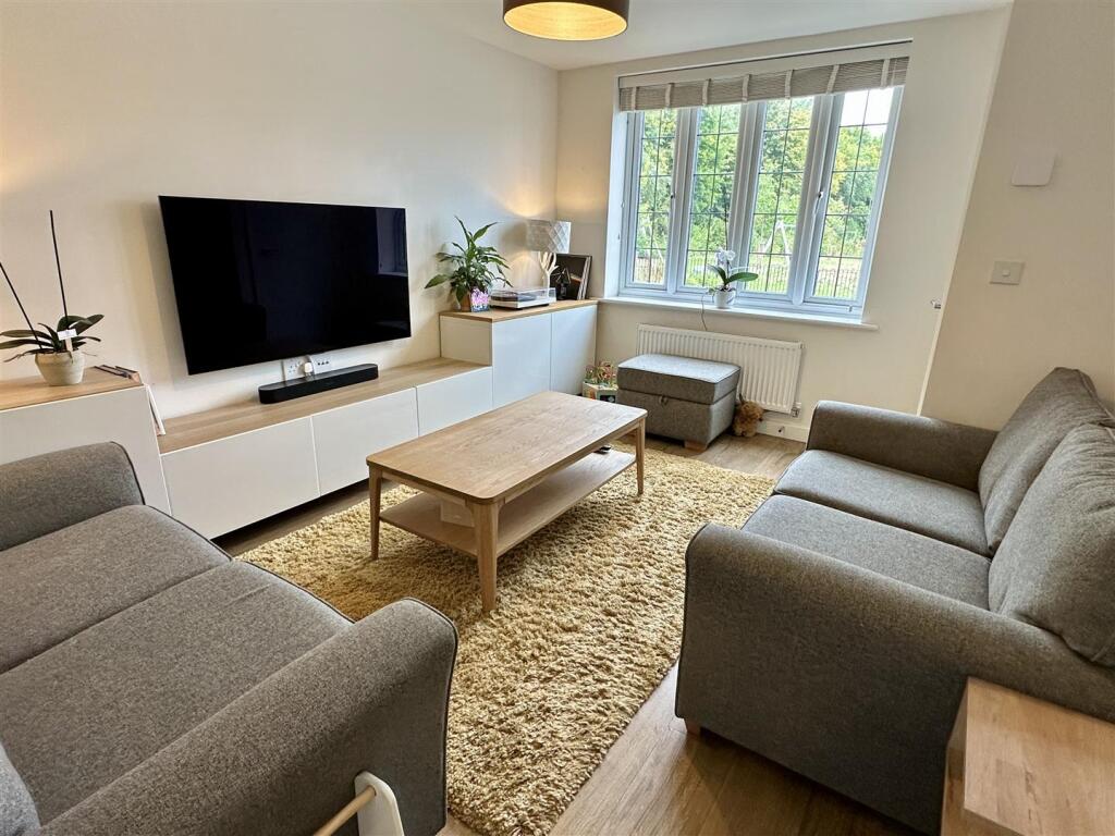 Additional image 4 of Mayors Drive, Alcester