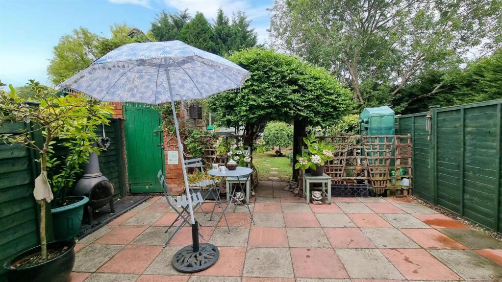 Additional image 9 of May Lane, Hollywood