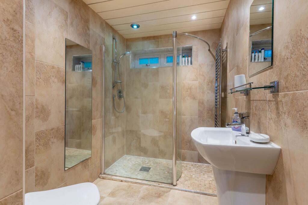 Additional image 17 of Pinfield Drive, Barnt Green, B45