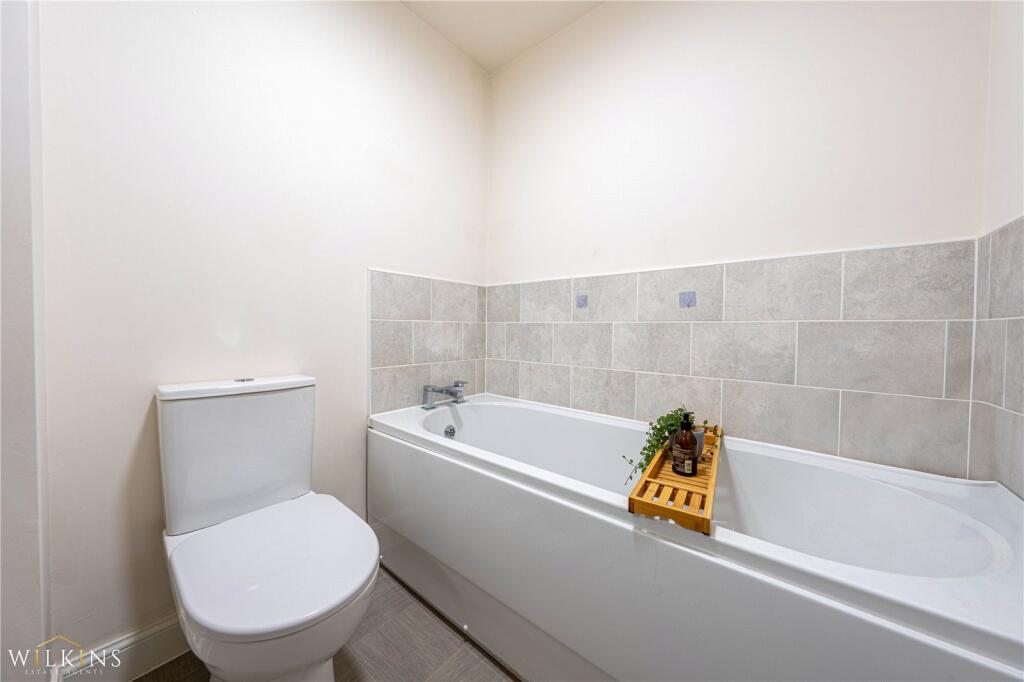 Additional image 21 of Wentworth Close, Tamworth, Staffordshire, B78