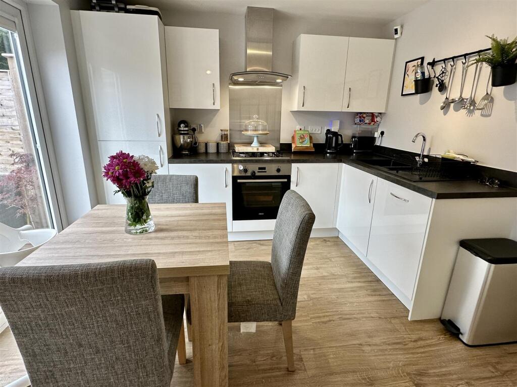 Additional image 7 of Mayors Drive, Alcester