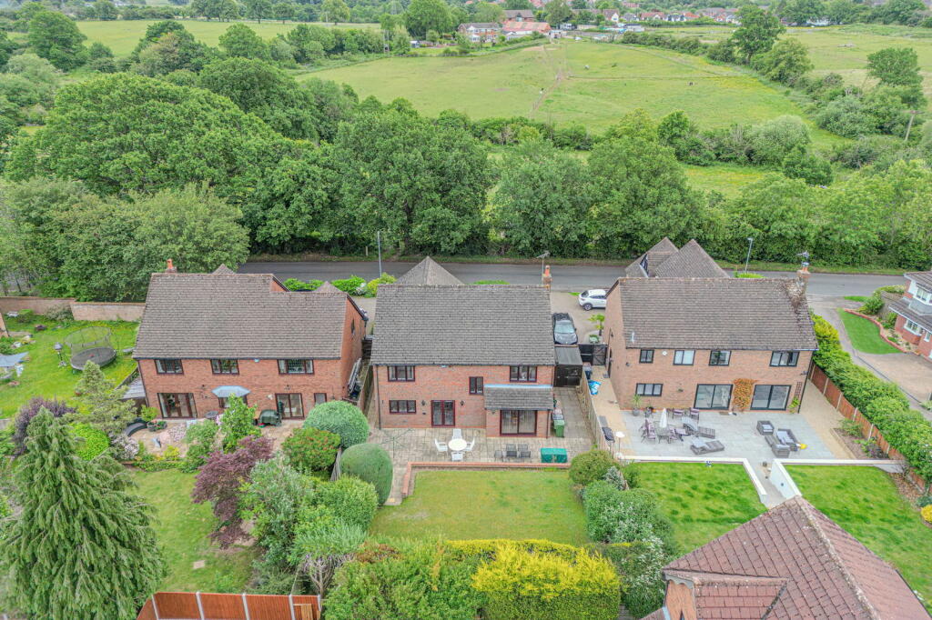 Additional image 24 of Houndsfield Lane, Wythall