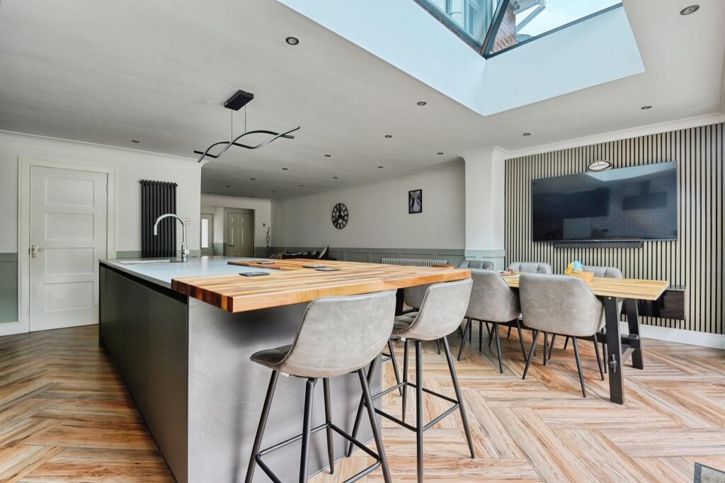 Additional image 2 of Cutshill Close, BIRMINGHAM