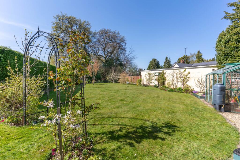 Additional image 20 of Pinfield Drive, Barnt Green, B45