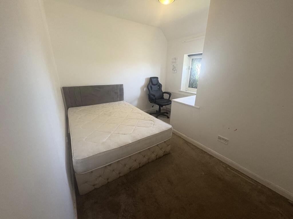 Additional image 5 of Blackberry Lane, B74