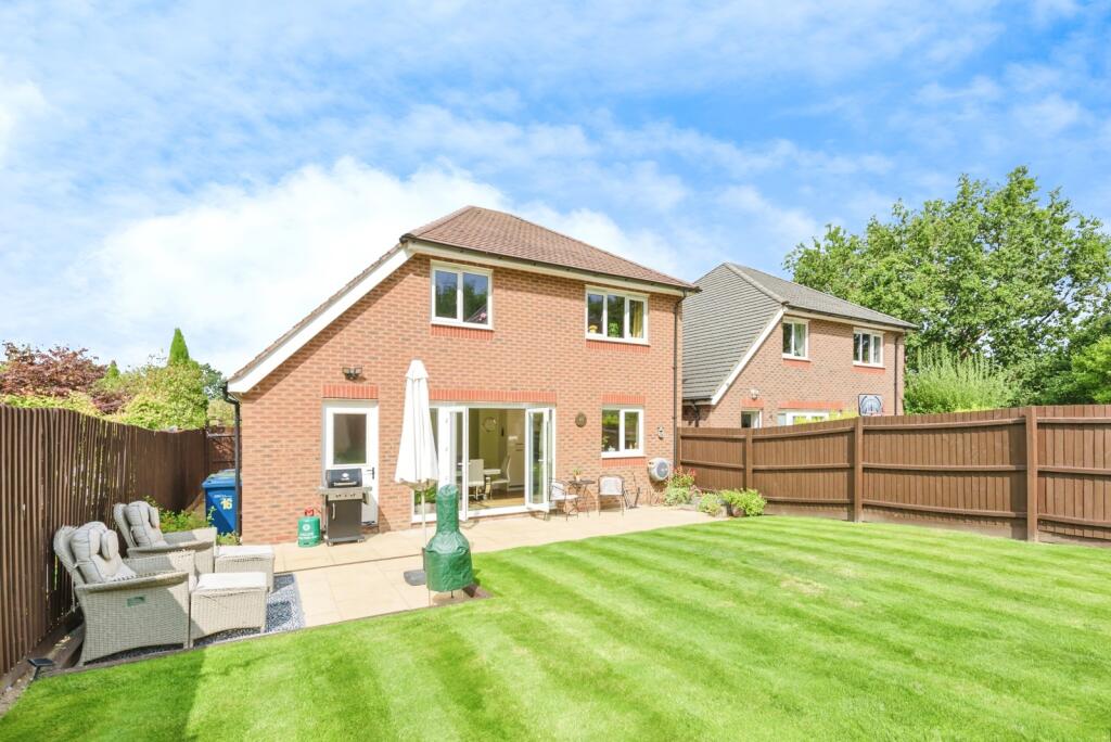 Additional image 17 of Alton Close, Amington, Tamworth, Staffordshire, B77