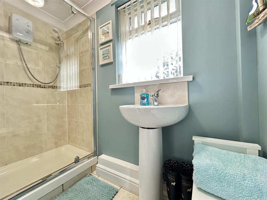 Additional image 13 of Ross, Rowley Regis