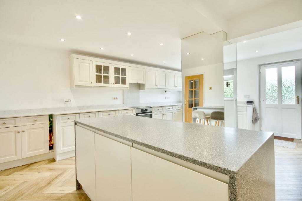 Additional image 8 of Walsall Road, Sutton Coldfield, B74 4NP