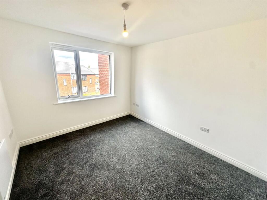 Additional image 5 of The Woodlands, Oldbury, West Midlands, B68