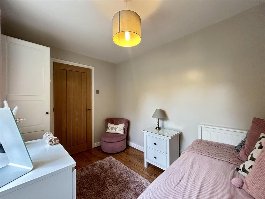 Additional image 23 of Ross, Rowley Regis