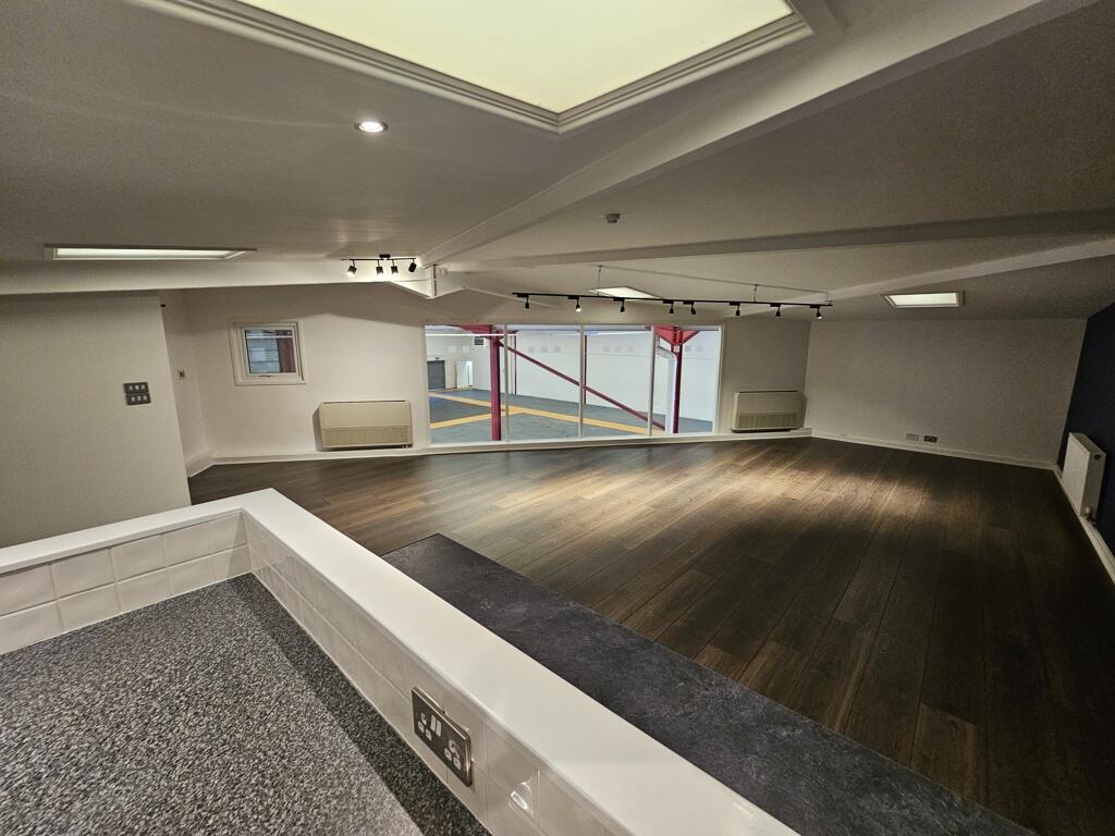 Additional image 9 of Unit 15-16, Aston Fields Industrial Estate, Aston Road, Bromsgrove, Worcestershire, B60