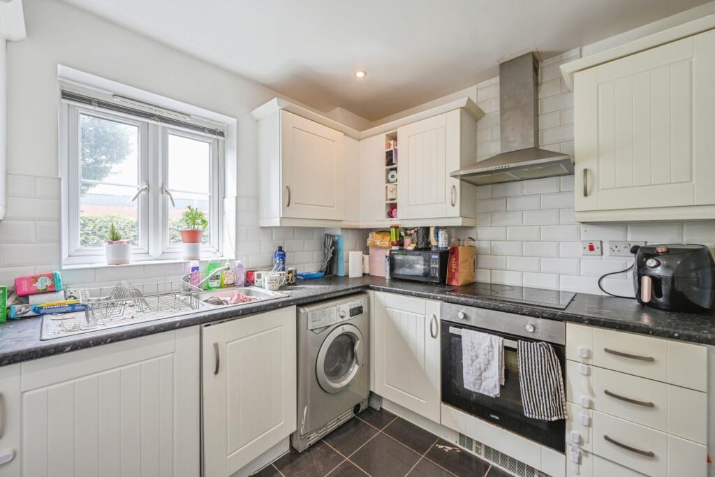 Additional image 6 of Tame Close, Wilnecote, Tamworth, Staffordshire, B77